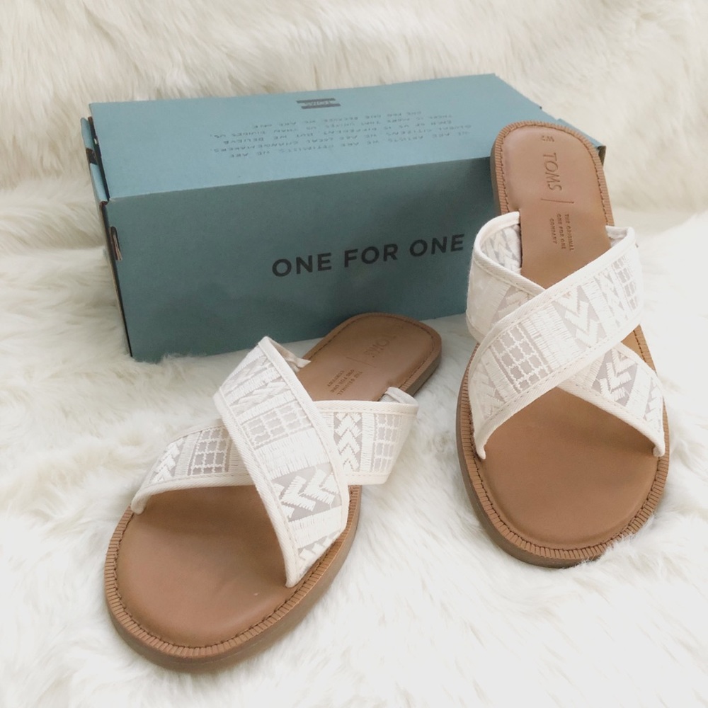 🆕 Toms ‘Viv’ Sandal